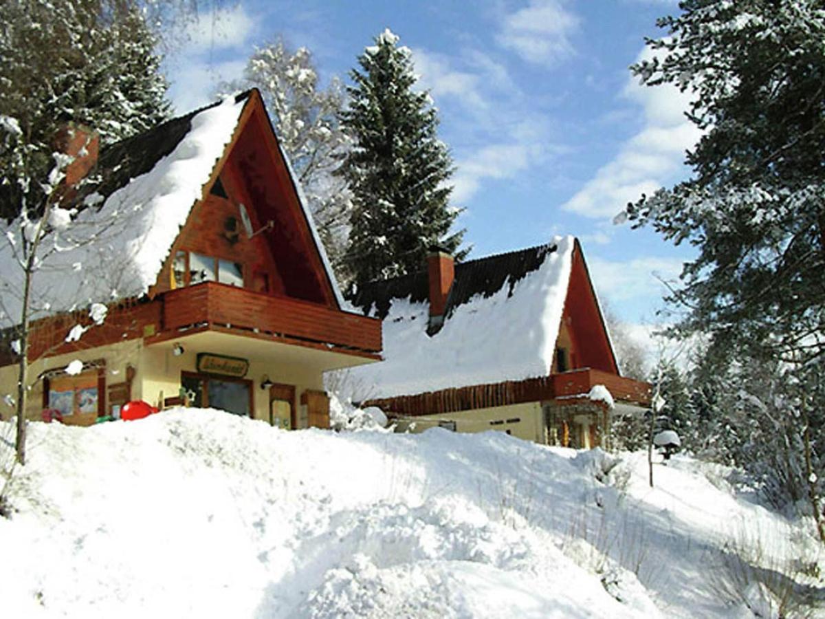 Holiday Home In Jenig Carinthia With Pool Luaran gambar